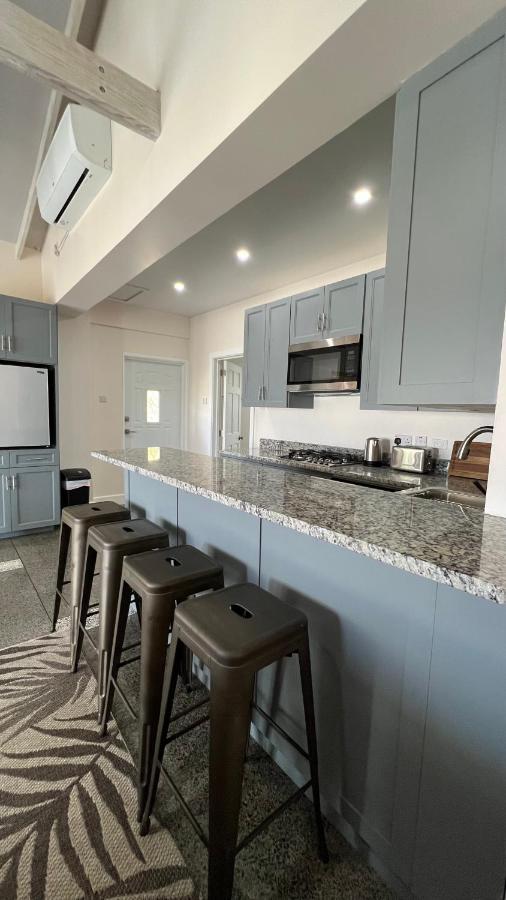 Stonetrail Villas Arnos Vale Extérieur photo
