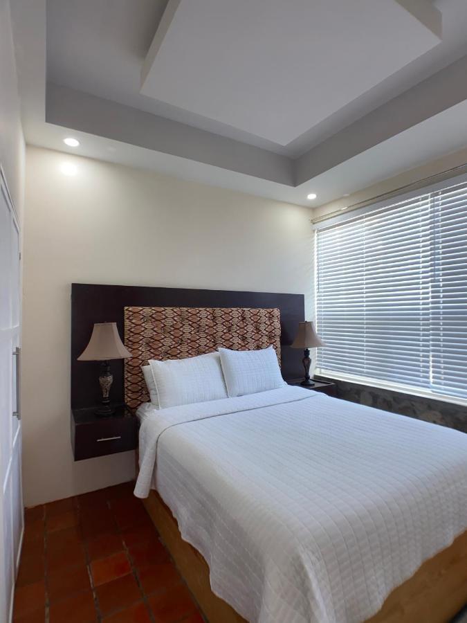 Stonetrail Villas Arnos Vale Extérieur photo