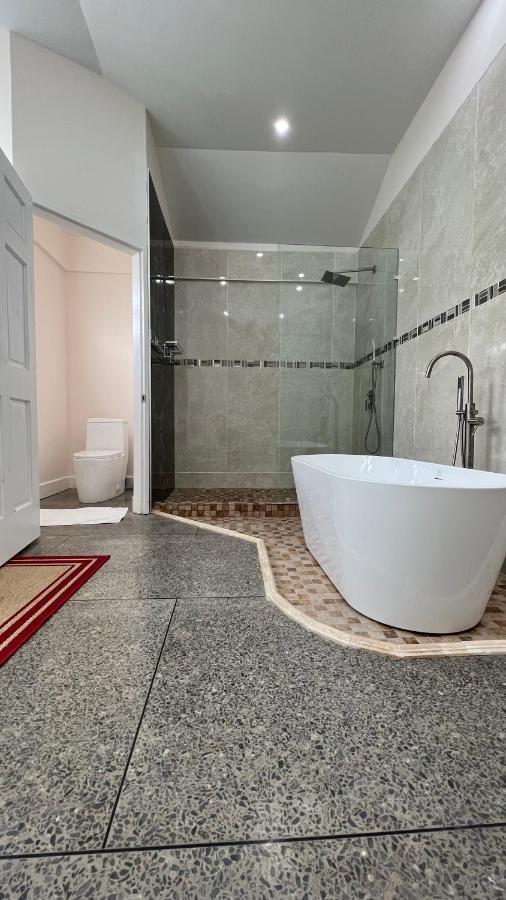 Stonetrail Villas Arnos Vale Extérieur photo