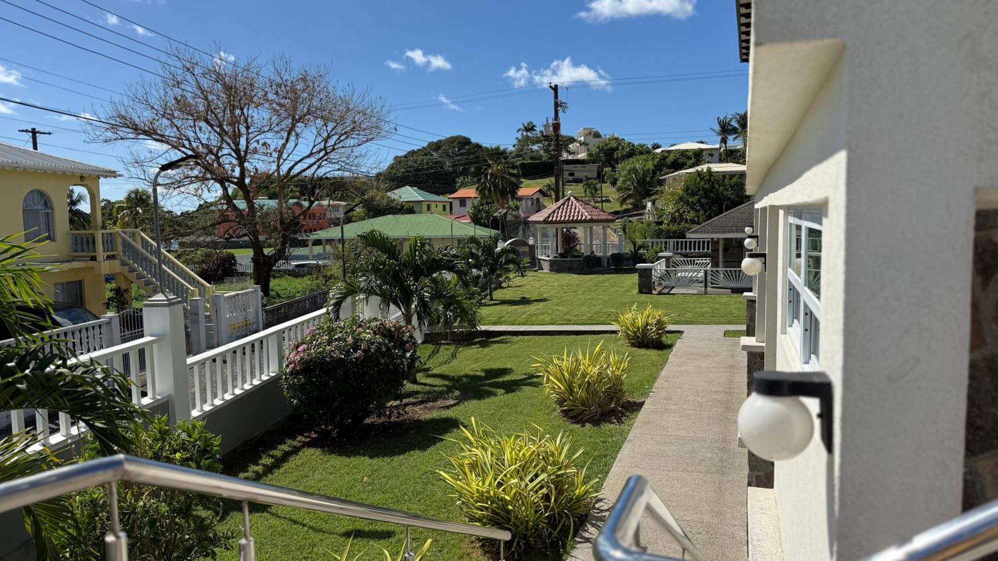 Stonetrail Villas Arnos Vale Extérieur photo